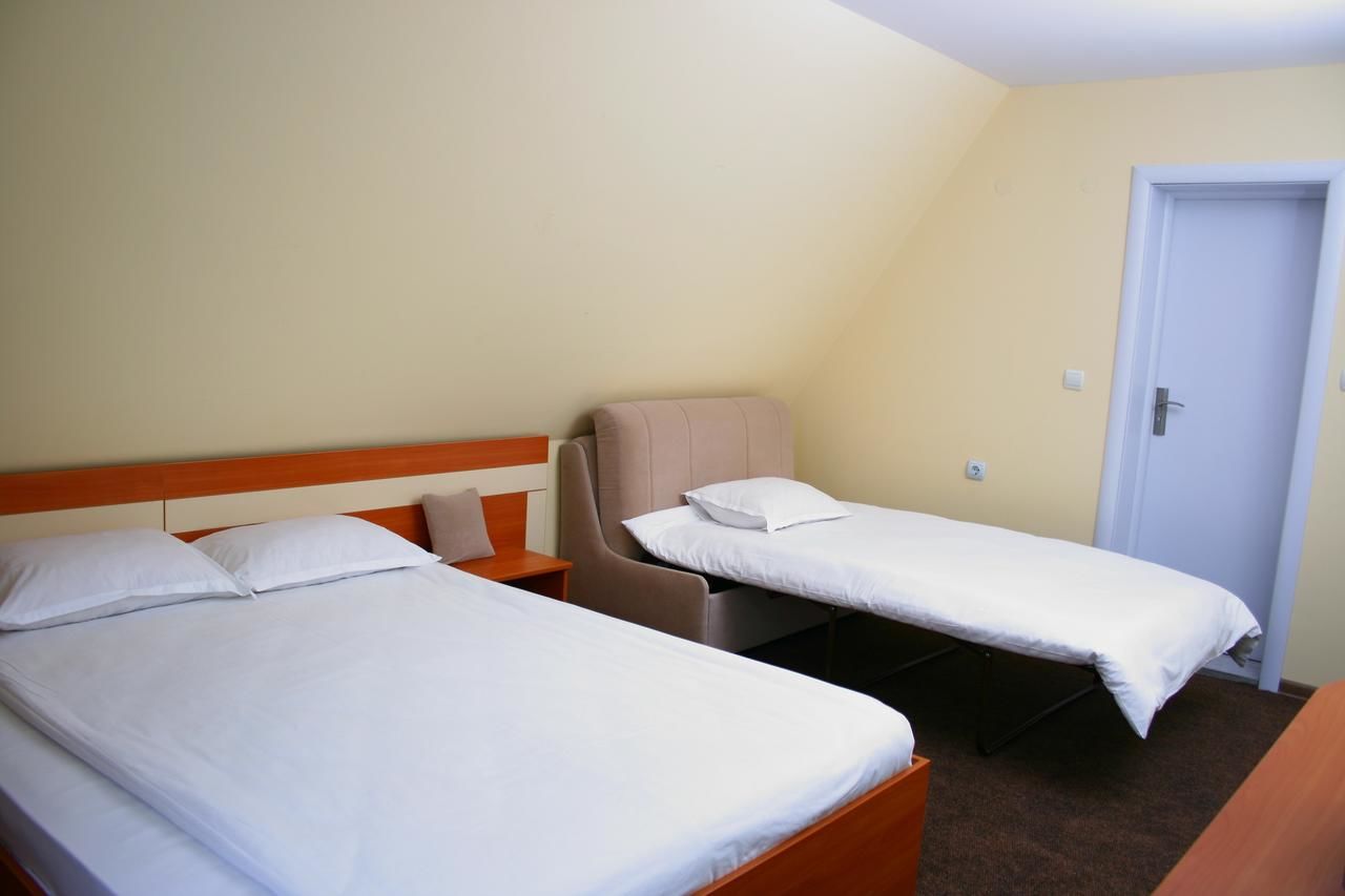 Мотели Motel Monza Благоевград-12